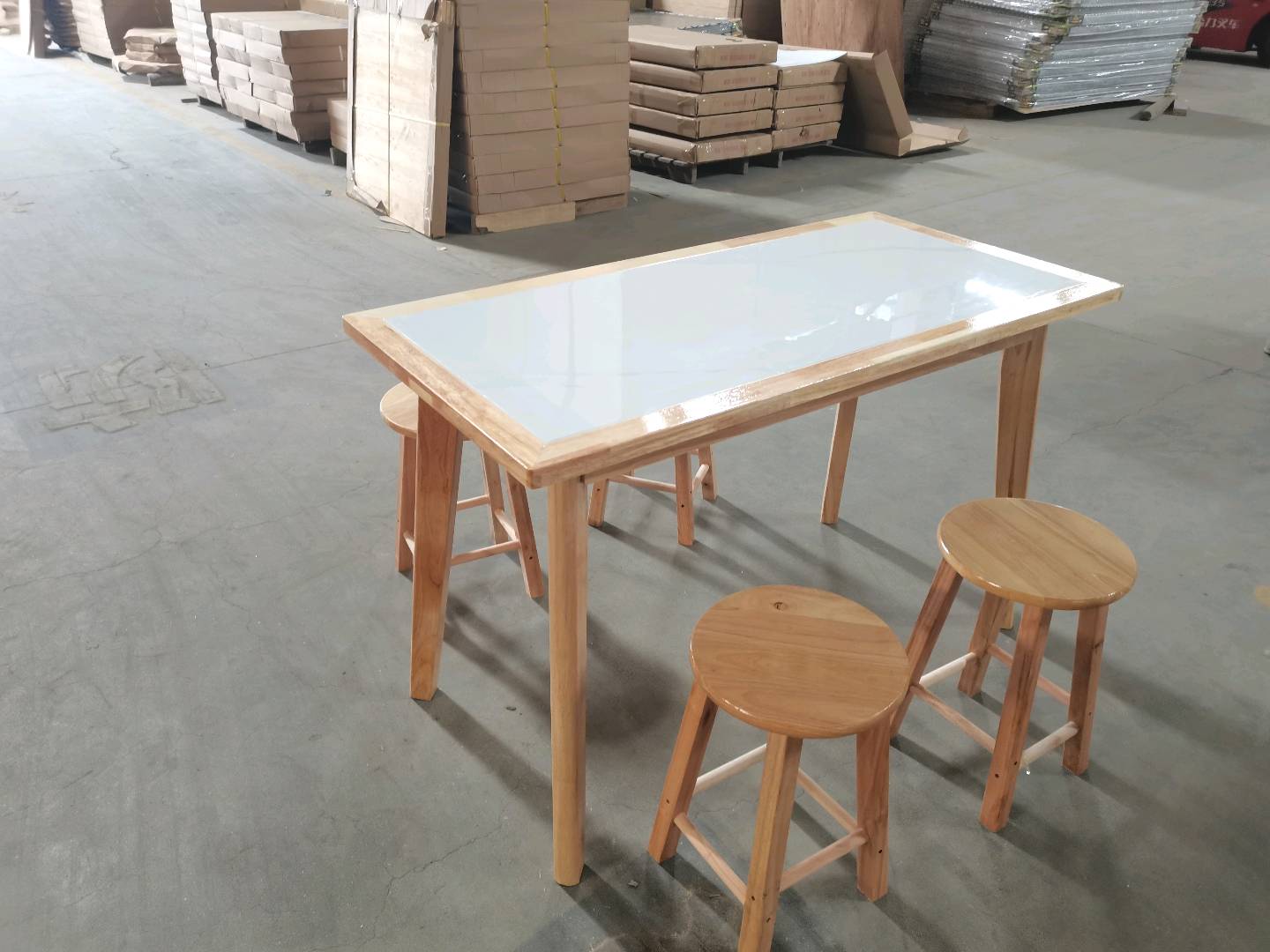 桌子产品图 10